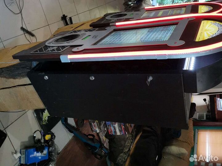 Музыкальный автомат