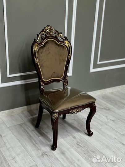 Комплект стол и стулья. Оплата при получении