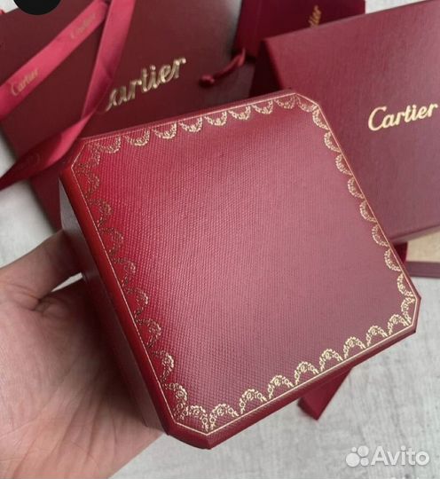 Коробка для подвески cartier