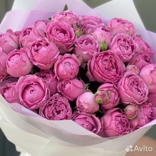 Букет пионовидных роз 