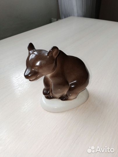 Фарфоровый медведь
