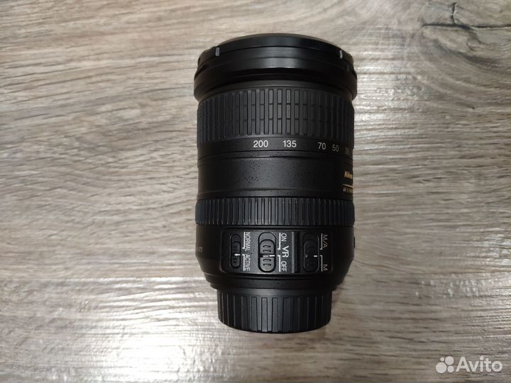 Nikon 18-200mm f/3.5-5.6G ED AF-S VR DX