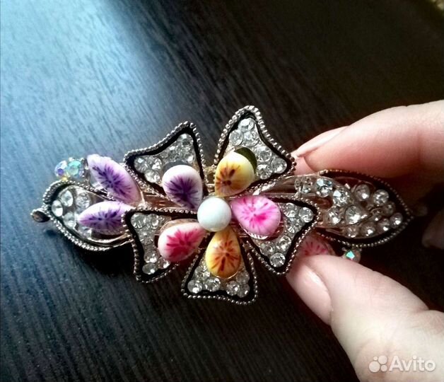 Заколки для волос