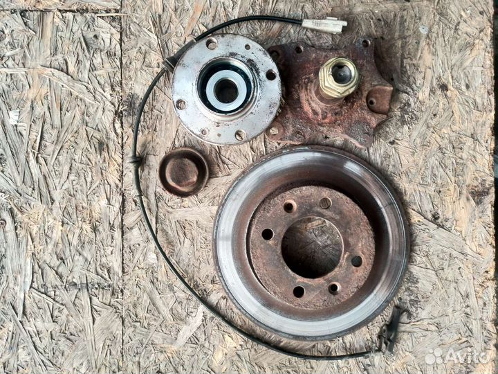 Ступица задняя Пежо-Ситроен