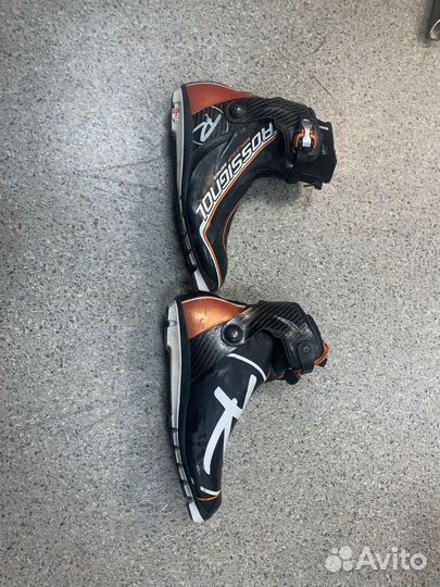 Лыжные ботинки коньковые rossignol