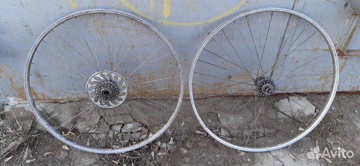 Колеса квелосипедам.24.26.хвз800 р 1 шт.бу