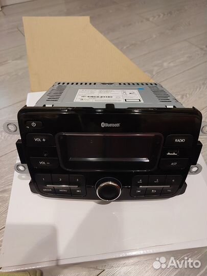 Штатная магнитола Renault Sandero, Logan, Duster