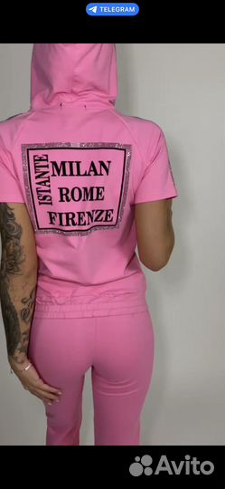 Спортивный костюм