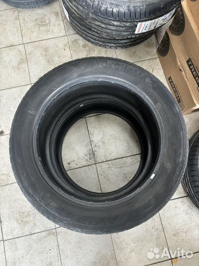 Yokohama Avid GT 235/55 R19