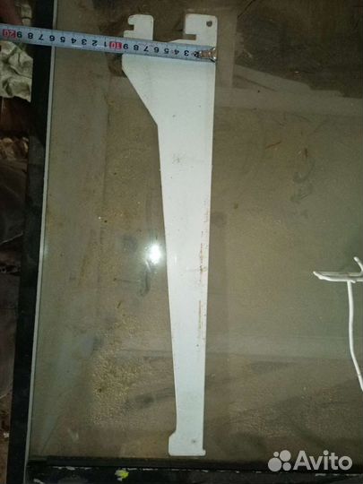Консоль для металлических полок