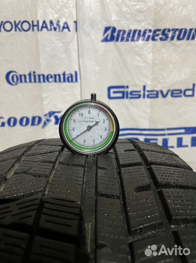 Yokohama Ice Guard IG50 215/50 R17