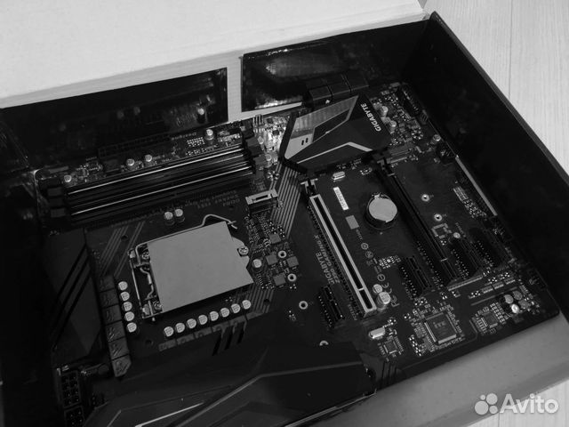 Материнская плата Gigabyte Z390 Gaming X