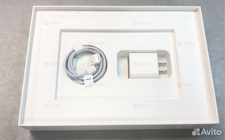 Яр4 -Планшет Apple iPad 2021 64GB Wi-Fi + Cellular