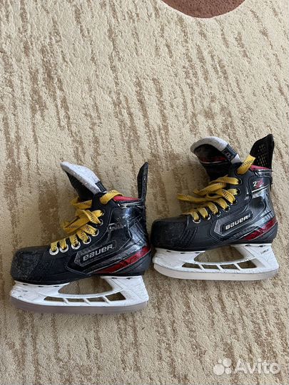 Детские хоккейные коньки Bauer 2X