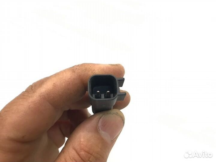 Датчик ABS задний левый Chevrolet Cruze седан 1.8