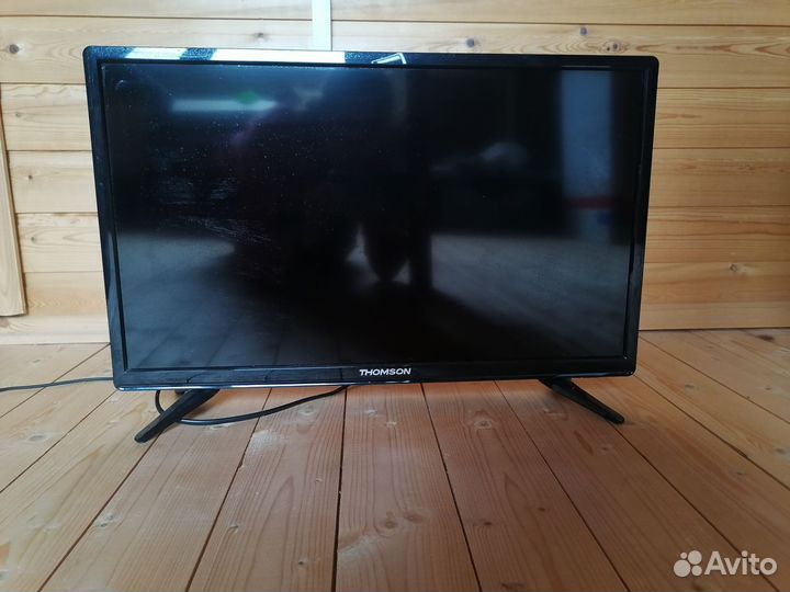 Телевизор на запчасти Thomson t22d16df