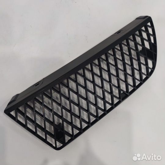 Решетка радиатора левая mitsubishi lancer 9, hlrbr