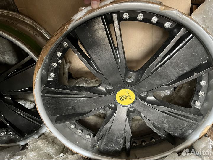 Кованые диски R20 Riverside Trafficstar VTF