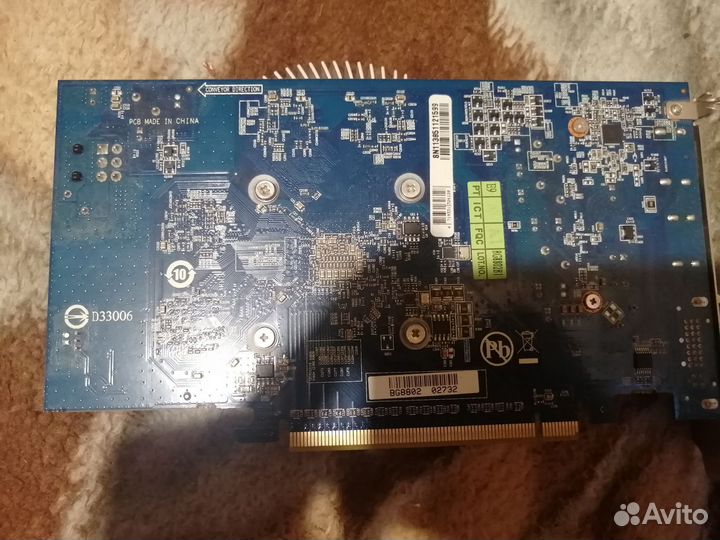 Gigabyte nvidia GeForce GTX 550Ti GV-R677D5-1GD