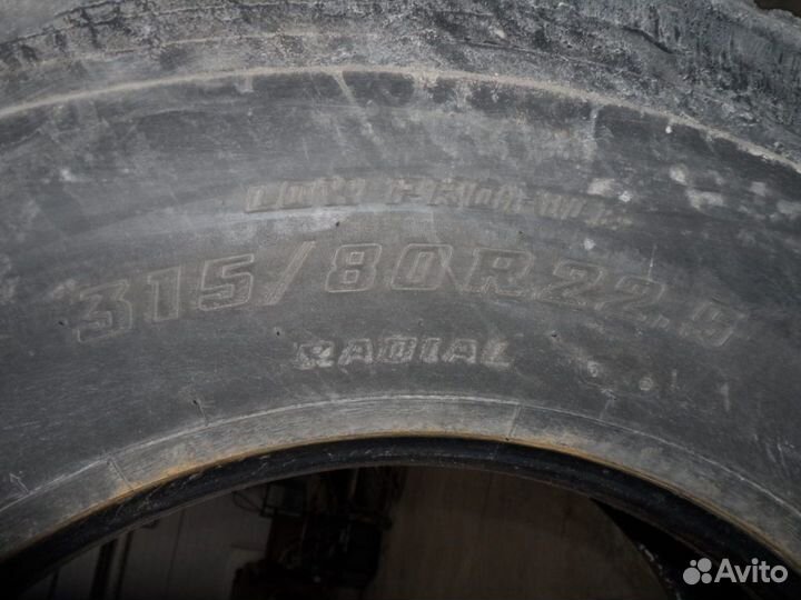 Шина грузовая ведущая bridgestone 315/80 R 22.5 б