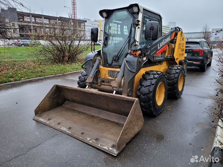 Аренда услуги минипогрузчика бобкет Bobcat