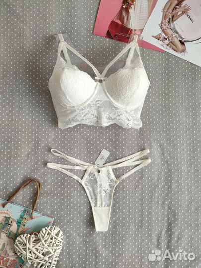 75С/42-44 Комплект белья Boux Avenue бело-молочный