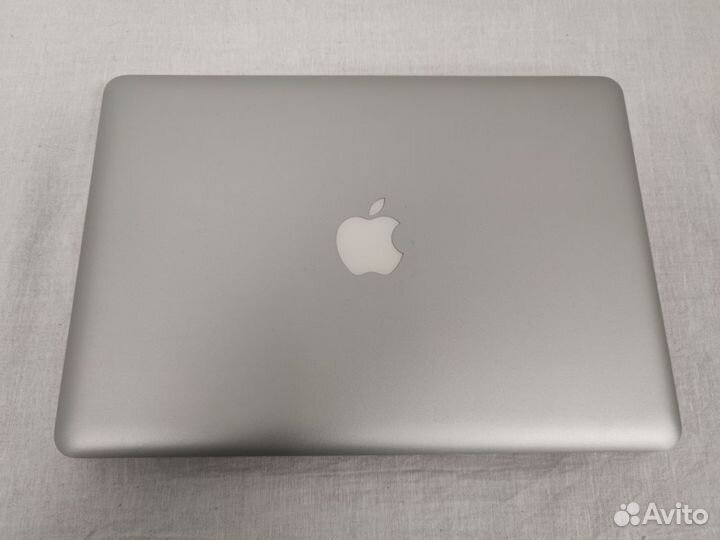 Ноутбук Apple MacBook Pro 13