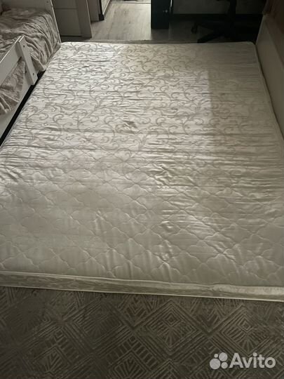 Матрас 160х200 бу