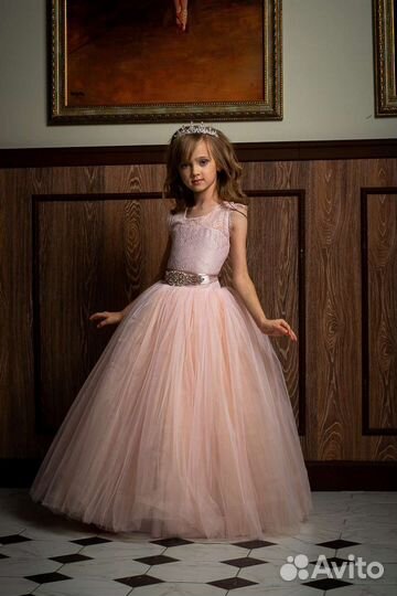 Прокат детских нарядных платьев