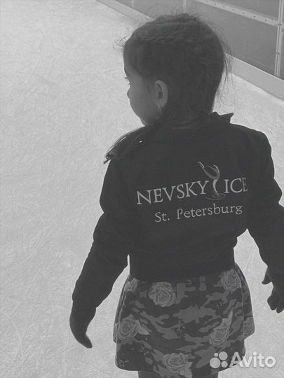 Тренер по фигурному катанию для детей