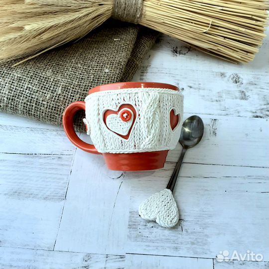 Кружка с декором из полимерной глины