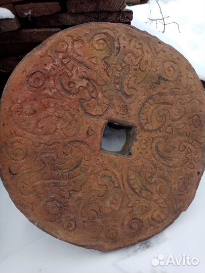 Каменный жернов