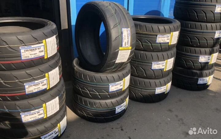Toyo Proxes R888R 285/35 R20 100Y