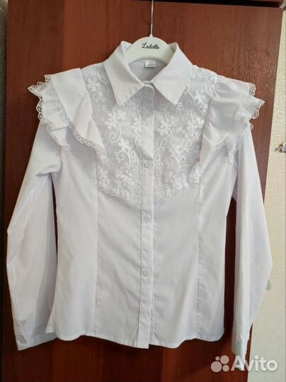 Блузки школьные 134-140