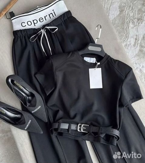 Костюм женский