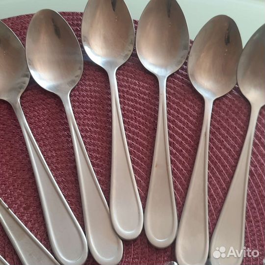 Столовый набор ложки и вилки ножи