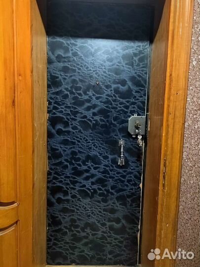 Дверь входная металлическая