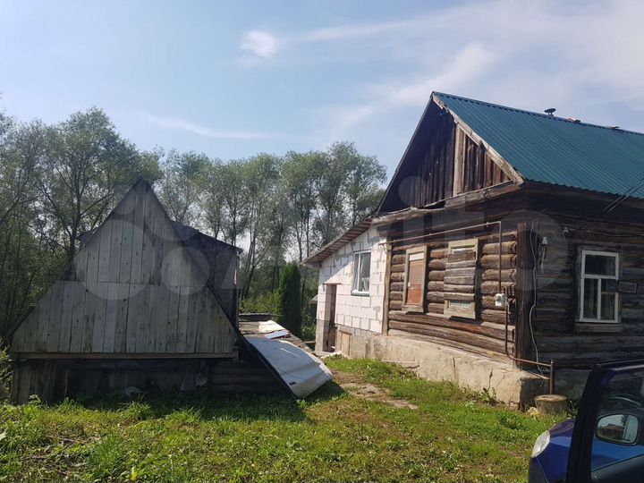 Дом 23,8 м² на участке 4 сот.