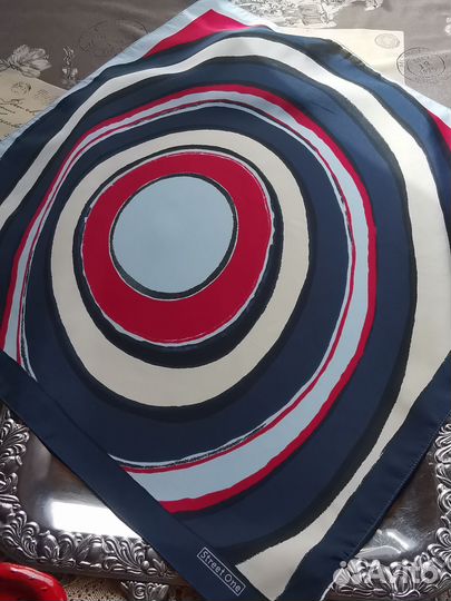 Street one шейный платок