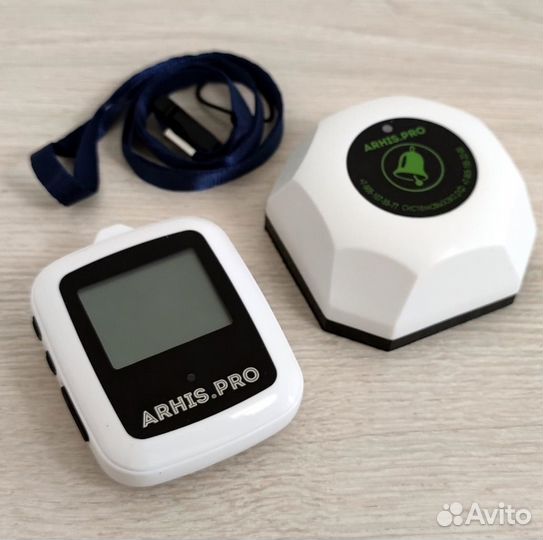 Кнопка вызова персонала и часы пейджер Поясной