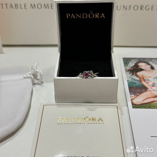 Кольцо Pandora Disney Красавица и Чудовище