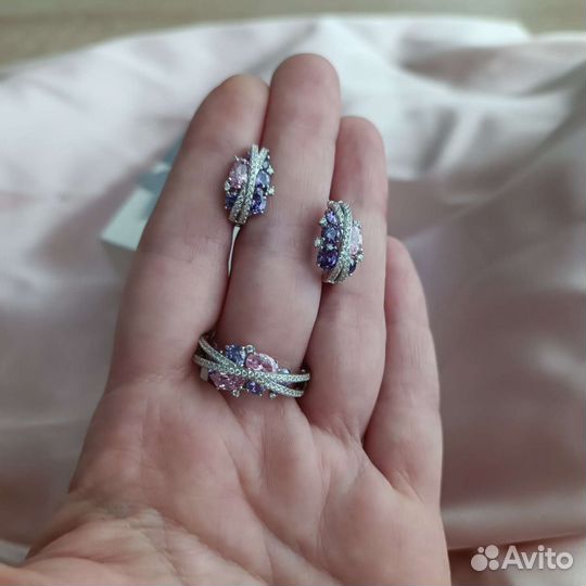 Комплект с аметистом и цирконом. Серебро 925