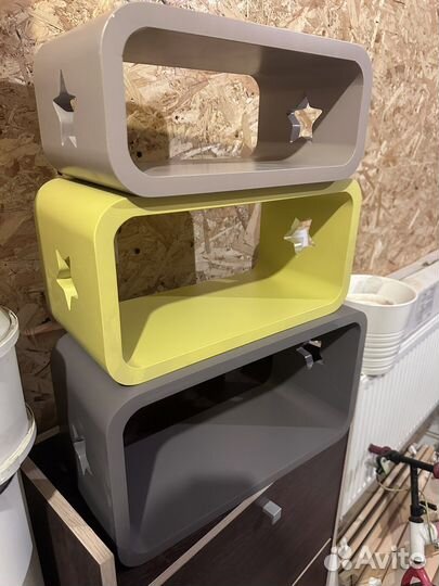 Навесные полки в детскую набор