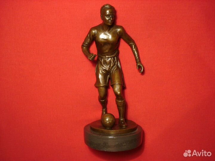 Статуэтка СССР Футболист Бронза 1967 Футбол Игра