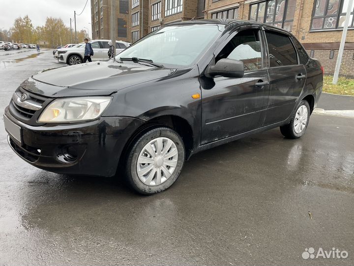 LADA Granta 1.6 МТ, 2013, 171 000 км