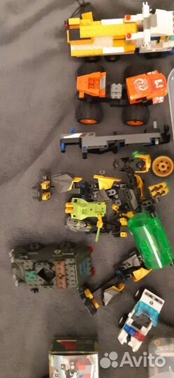 Детали детского конструктора