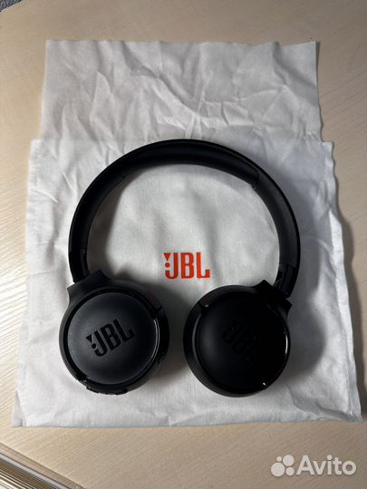 Беспроводные наушники jbl tune 520bt