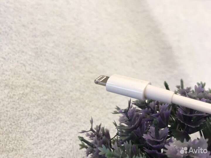 Переходник lightning на hdmi + lightning