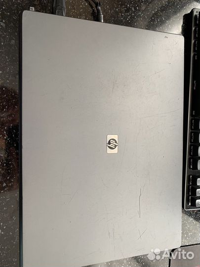 Ноутбук hp530