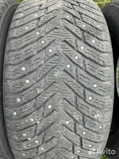 Nokian Tyres Hakkapeliitta 8 215/55 R16